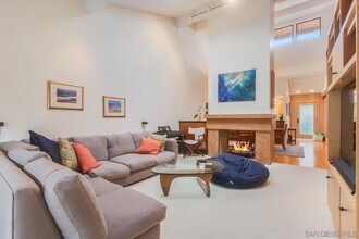 5954 Caminito Cardelina in San Diego, CA - Building Photo - Building Photo