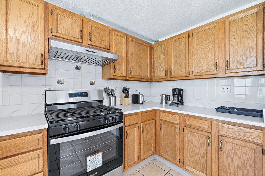 17 5th St, Unit 1 in Cambridge, MA - Building Photo
