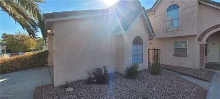 6561 Avon Ct in Las Vegas, NV - Building Photo - Building Photo