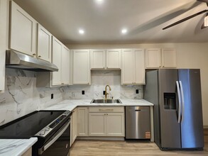 3505 Fairview St SW in Huntsville, AL - Building Photo - Building Photo