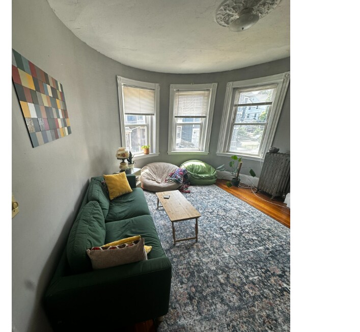 96 Calumet St, Unit 2 in Boston, MA - Foto de edificio