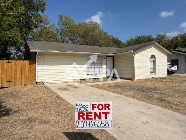 5535 Indian Desert St in San Antonio, TX - Building Photo - Building Photo
