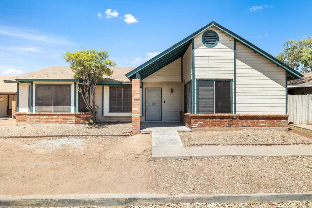 8520 W Palm Ln in Phoenix, AZ - Building Photo