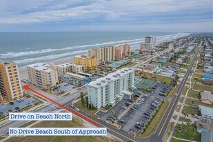 3800 S Atlantic Ave in Daytona Beach Shores, FL - Building Photo