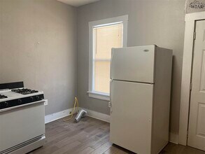 2206 1/2 8th St in Wichita Falls, TX - Building Photo - Building Photo