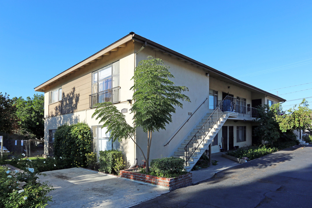 Sulinda Apartments in Garden Grove, CA - Building Photo