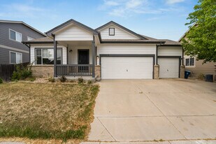 10049 Jasper St in Commerce City, CO - Building Photo