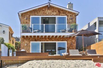 23812 Malibu Rd in Malibu, CA - Foto de edificio - Building Photo