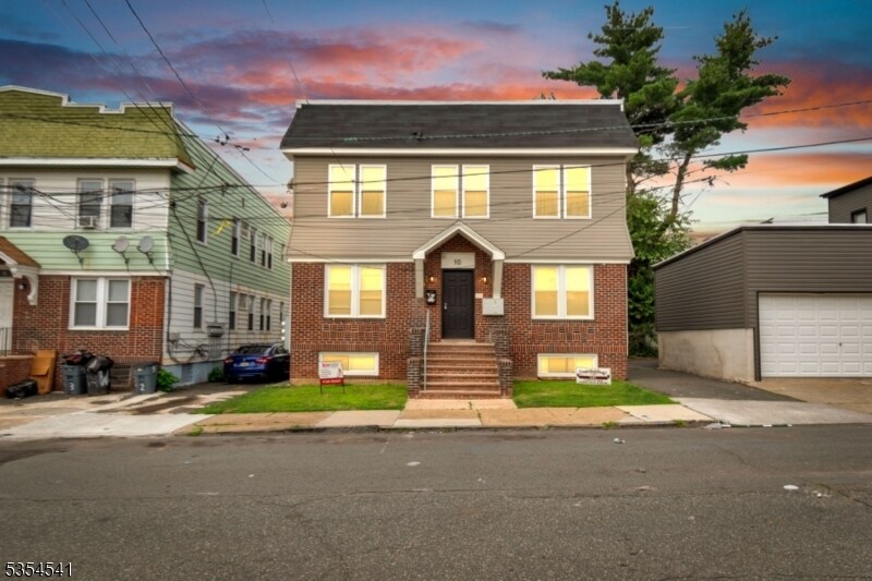 10 Walter Pl in Irvington, NJ - Foto de edificio