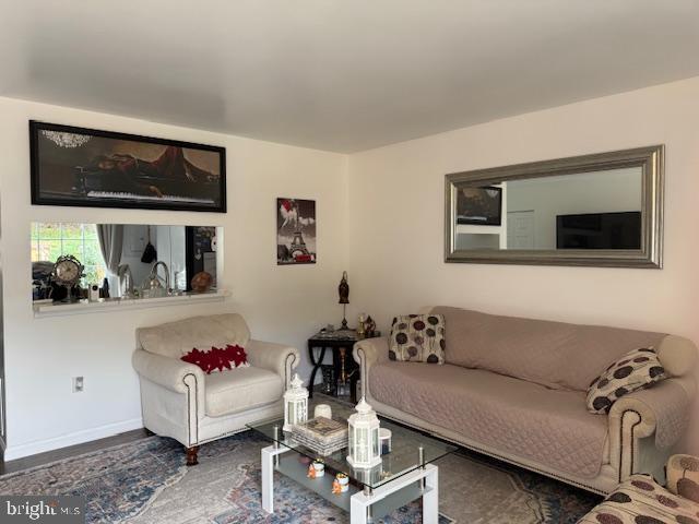12287 Granada Way in Woodbridge, VA - Building Photo - Building Photo