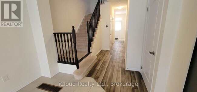 27 Sumac Dr in Haldimand, ON - Building Photo - Building Photo