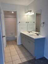 El Caliente Apartments in Salt Lake City, UT - Building Photo