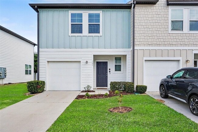 property at 868 Grandin St