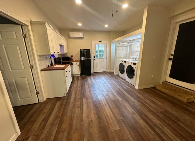 property at 24 Palmer St