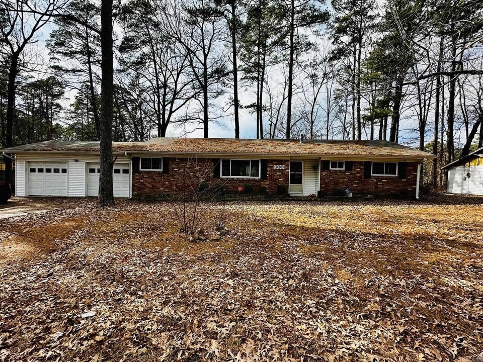 3624 Bowers St in Little Rock, AR - Foto de edificio