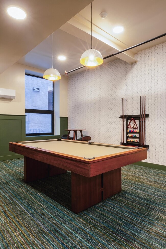 property at 25 E 22nd St