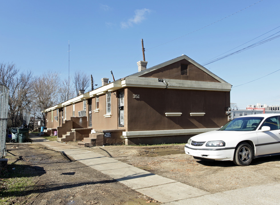 351 Hernando St in Memphis, TN - Foto de edificio