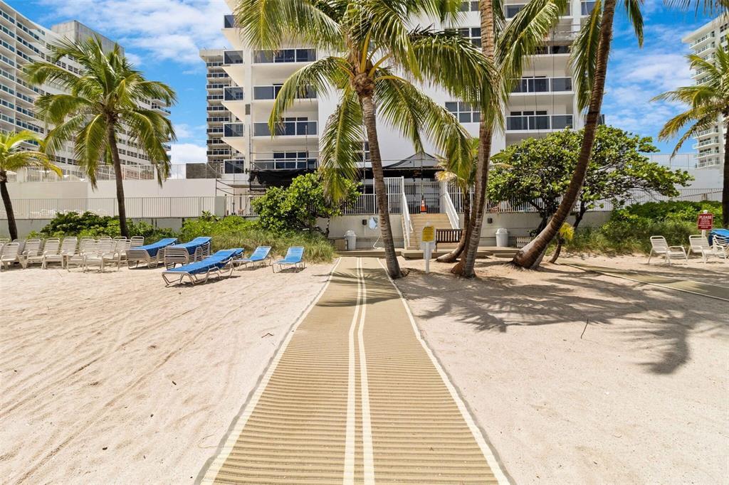 3500 Galt Ocean Dr, Unit 803 in Fort Lauderdale, FL - Building Photo