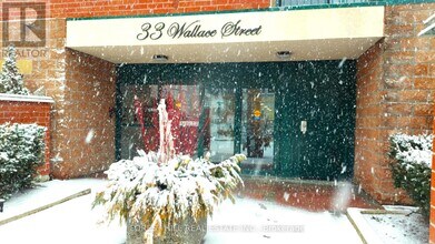 33 Wallace St in Vaughan, ON - Building Photo - Building Photo