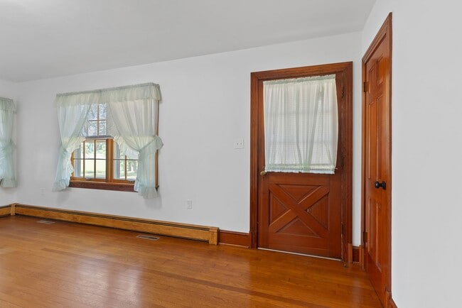 3307 Farmville Rd in Farmville, VA - Building Photo - Building Photo