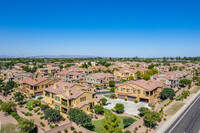 Serenity Shores at Fulton Ranch in Chandler, AZ - Foto de edificio - Building Photo