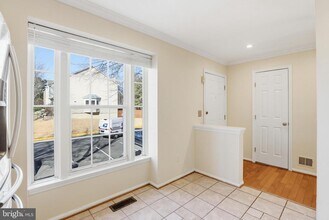 6005 Pieco Ct in Alexandria, VA - Building Photo - Building Photo