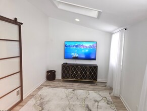 183 Milltown Rd in Bridgewater, NJ - Foto de edificio - Building Photo