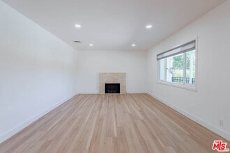 6627 Ranchito Ave in Los Angeles, CA - Building Photo - Building Photo