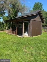 7209 Popkins Farm Rd in Alexandria, VA - Building Photo - Building Photo