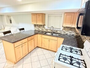 2326 N Kostner Ave in Chicago, IL - Building Photo - Building Photo