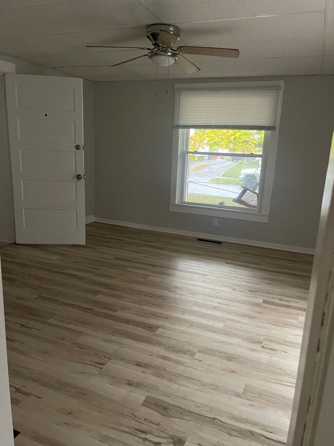 838 N Elizabeth St, Unit 838