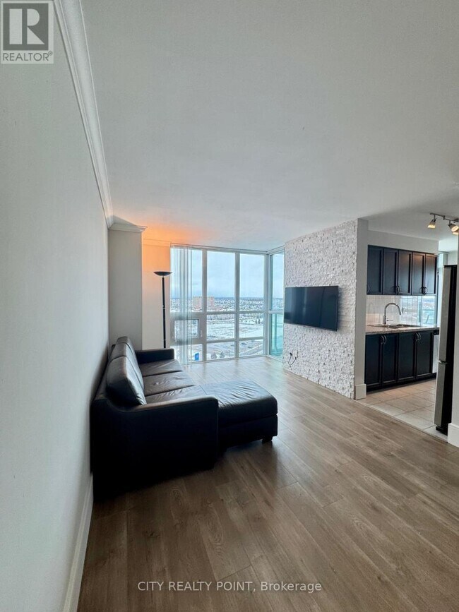 4900 Glen Erin Dr in Mississauga, ON - Building Photo - Building Photo