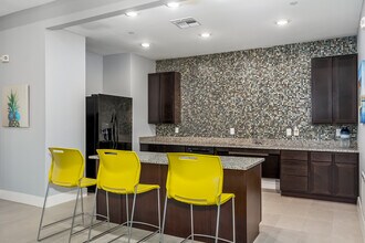 EMLI at Pecan Creek in Aubrey, TX - Foto de edificio - Interior Photo