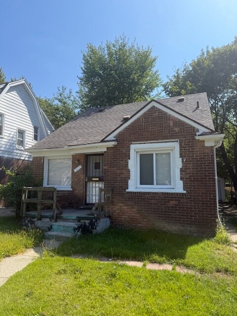 12210 Longview St in Detroit, MI - Foto de edificio