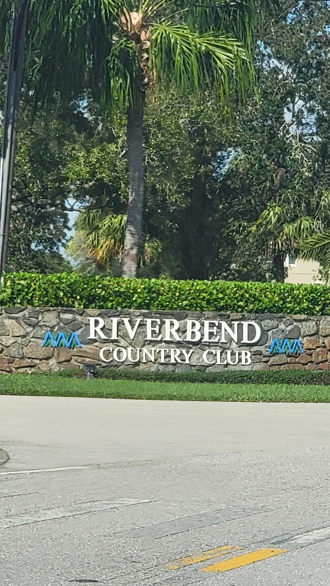 property at 18380 SE Wood Haven Ln