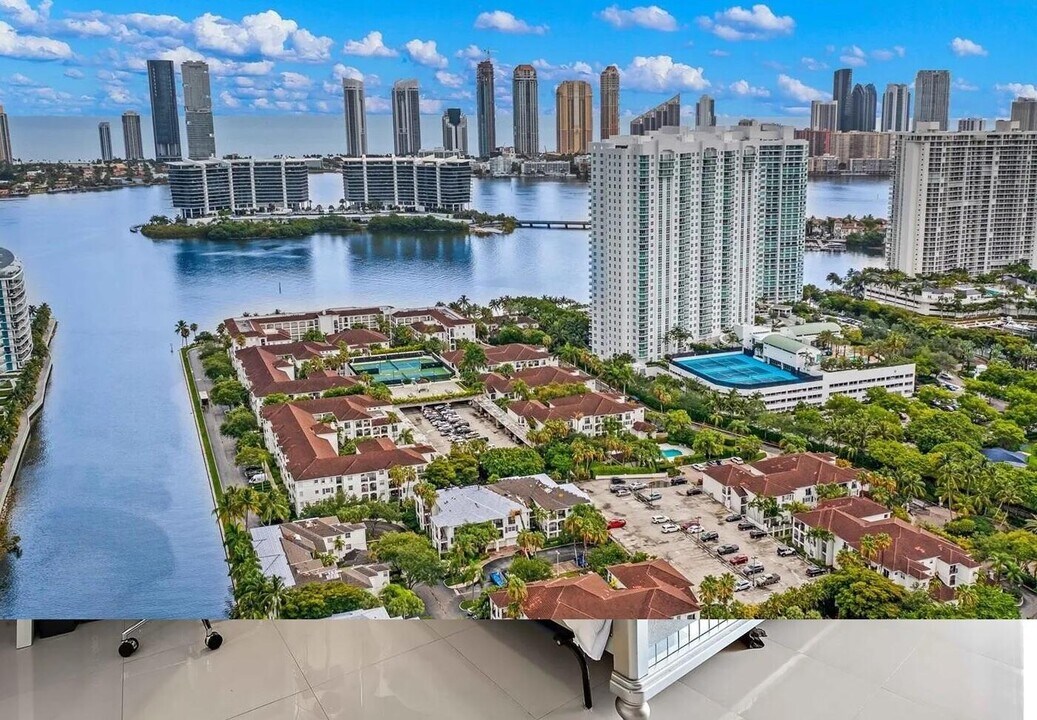 3145 NE 184th St in North Miami Beach, FL - Foto de edificio