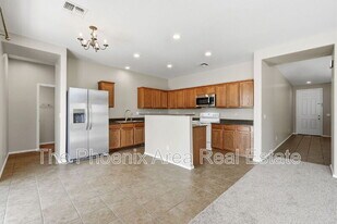 785 E Desert Moon Trail in San Tan Valley, AZ - Building Photo