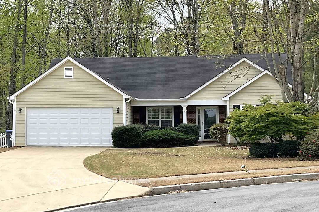 1008 Amberside Ct NE in Sugar Hill, GA - Building Photo