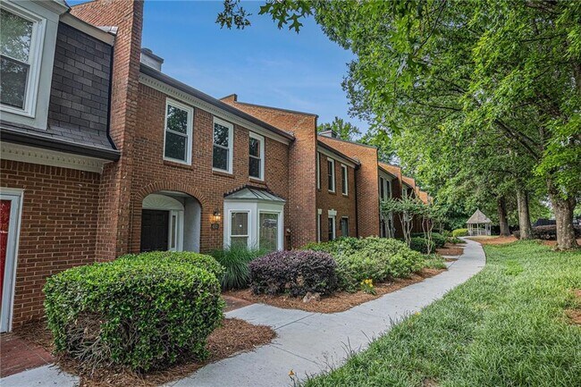 4103 Ashford Green Dr in Duluth, GA - Building Photo - Building Photo