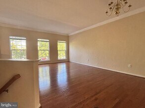 6635 Creek Point Way in Alexandria, VA - Building Photo - Building Photo
