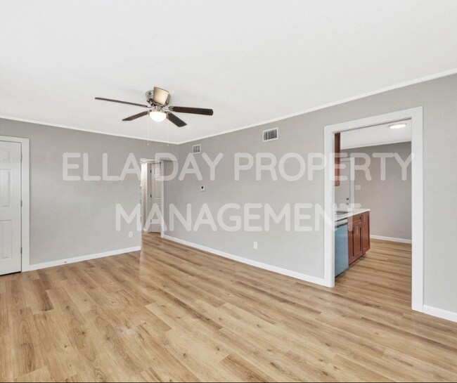 2505 N Chautauqua Ave in Wichita, KS - Building Photo - Building Photo