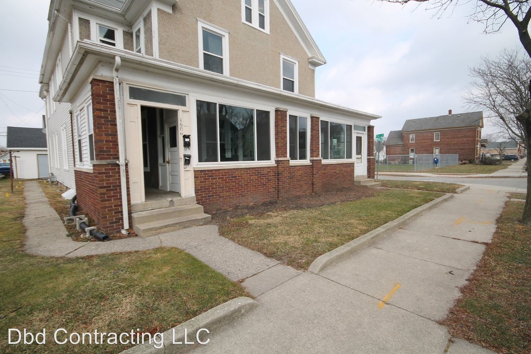 609 Fry St in Fort Wayne, IN - Building Photo