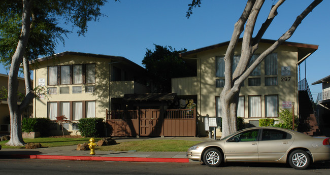 263-267 La Pala Dr in San Jose, CA - Foto de edificio - Building Photo