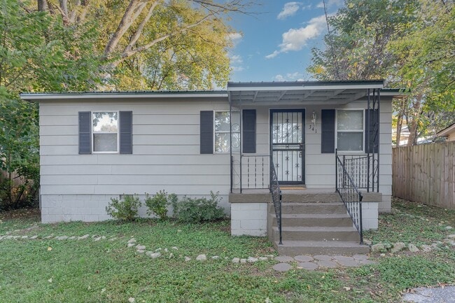 property at 341 Valeria St