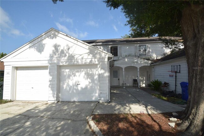 property at 1821 Crystal Grove Dr
