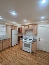 14 Vera St, Unit 2 in Boston, MA - Building Photo - Building Photo