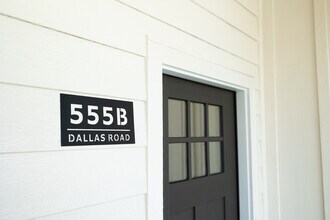 555 Dallas Rd in Greenville, SC - Building Photo - Building Photo