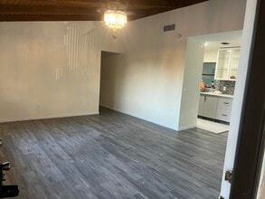 3303 Kirk Rd in Lake Worth Beach, FL - Building Photo - Building Photo
