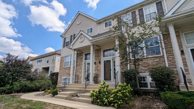 property at 852 S Insignia Ct