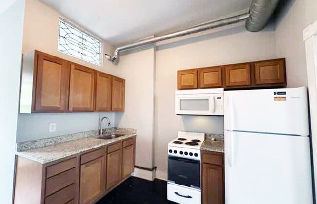 property at 2215 Ohio Ave